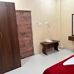 Lotus Paying Guesthouse Varanasi